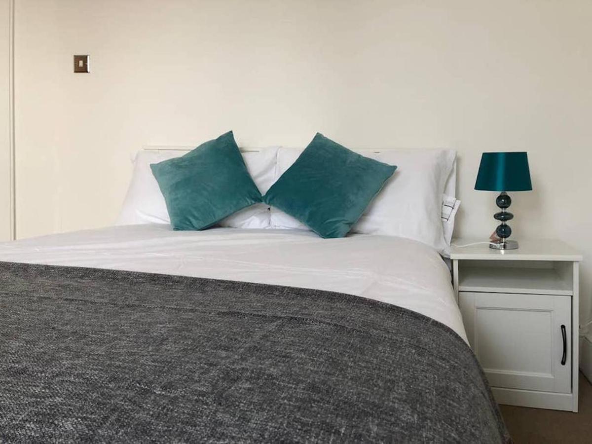 Eurostar Budget Rooms - Next To Kings Cross & Eurostar Train Station Лондон Экстерьер фото