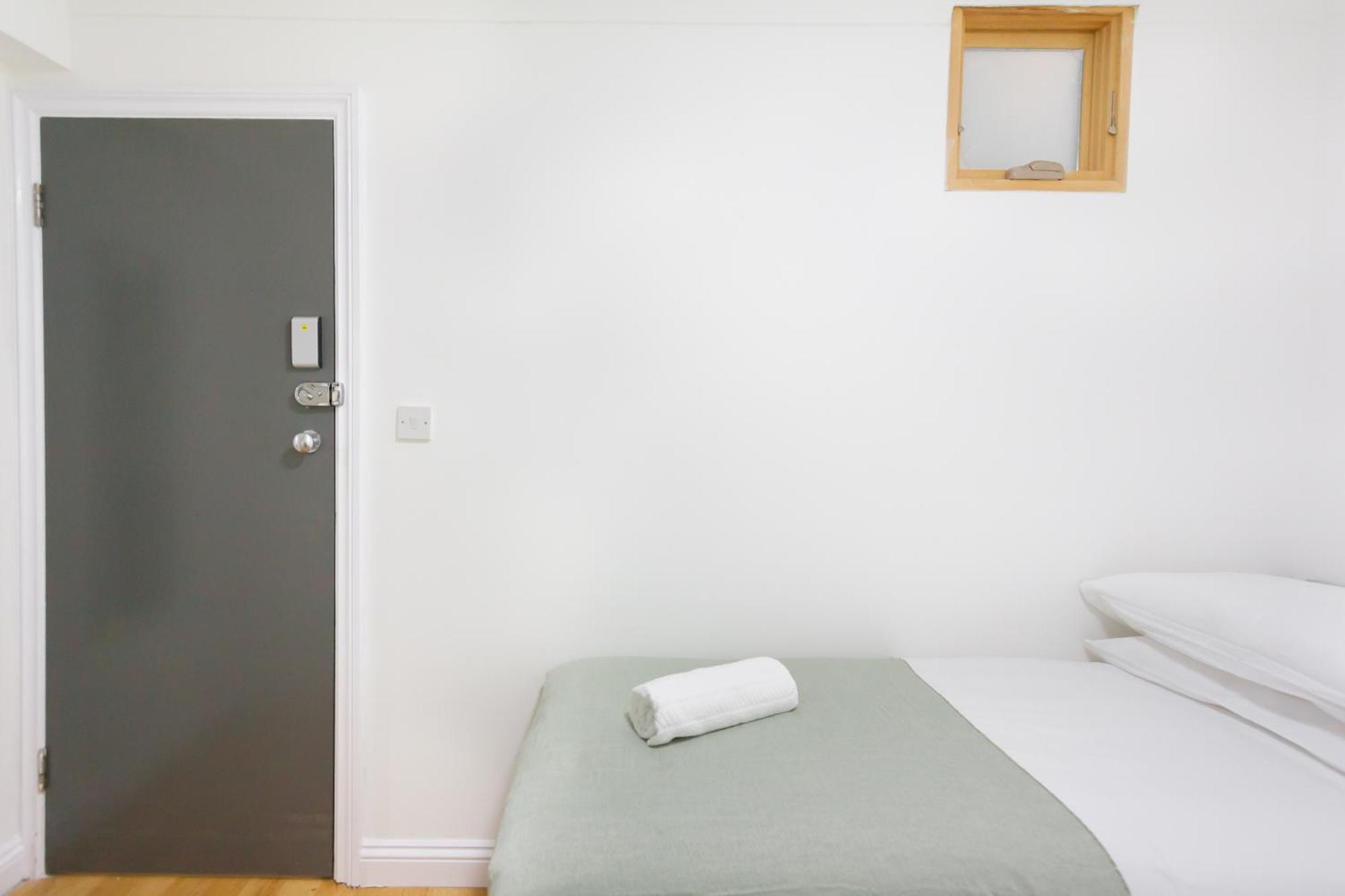 Eurostar Budget Rooms - Next To Kings Cross & Eurostar Train Station Лондон Экстерьер фото